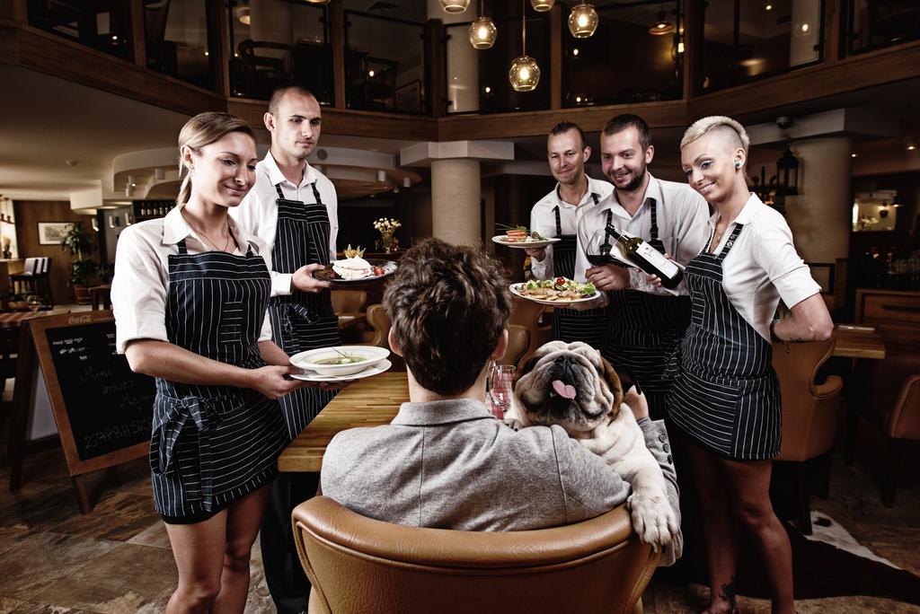 Hotel Silvia Gold Gliwice Dış mekan fotoğraf