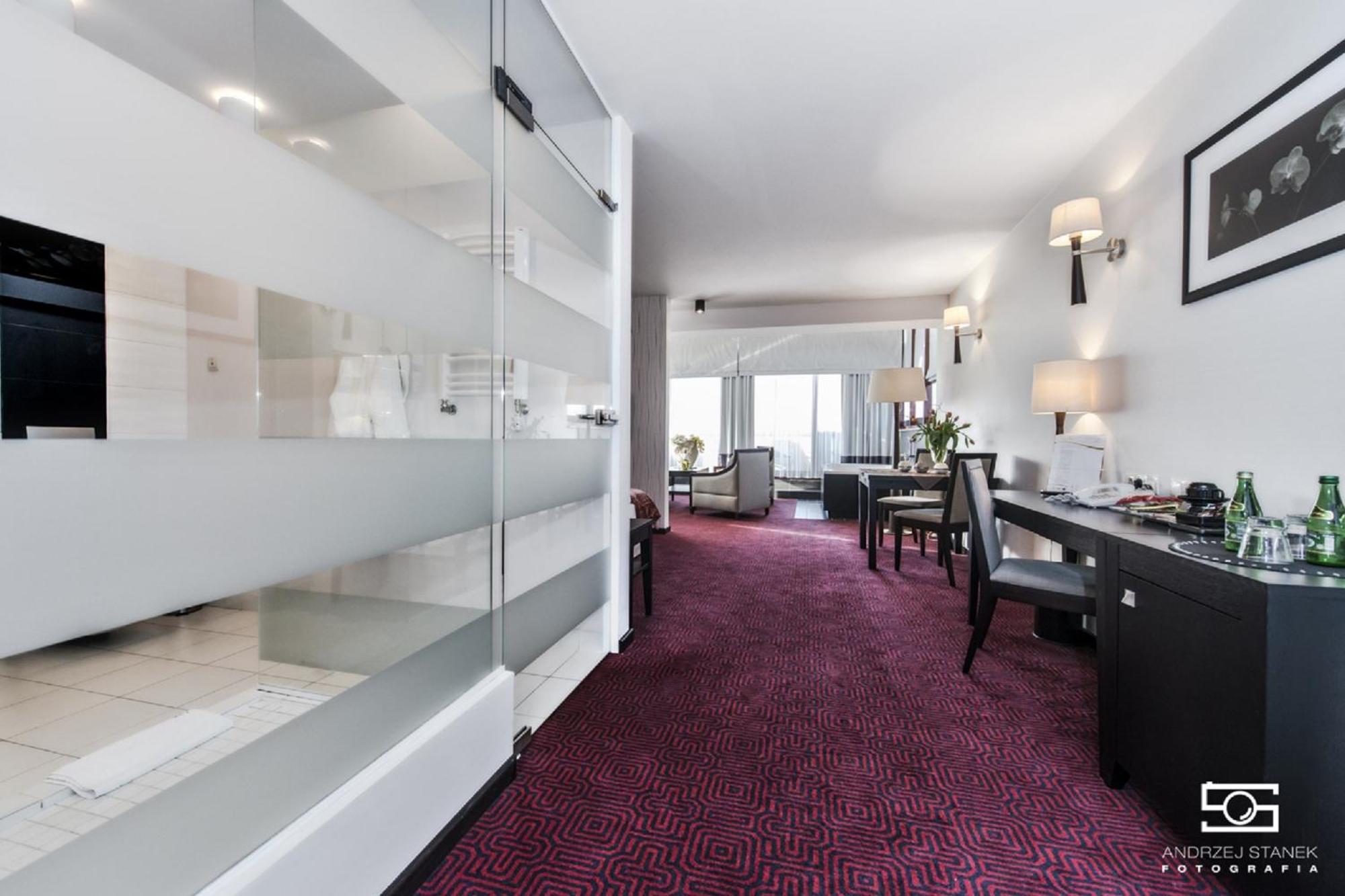 Hotel Silvia Gold Gliwice Oda fotoğraf